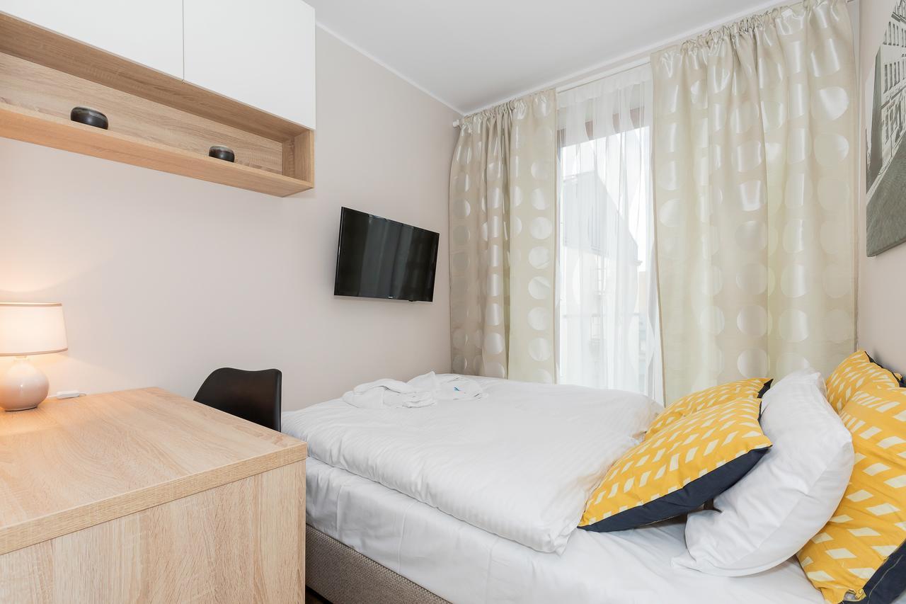 150M To The Old Market Square Apartment Dominikanska By Noclegi Renters Poznań Exterior foto